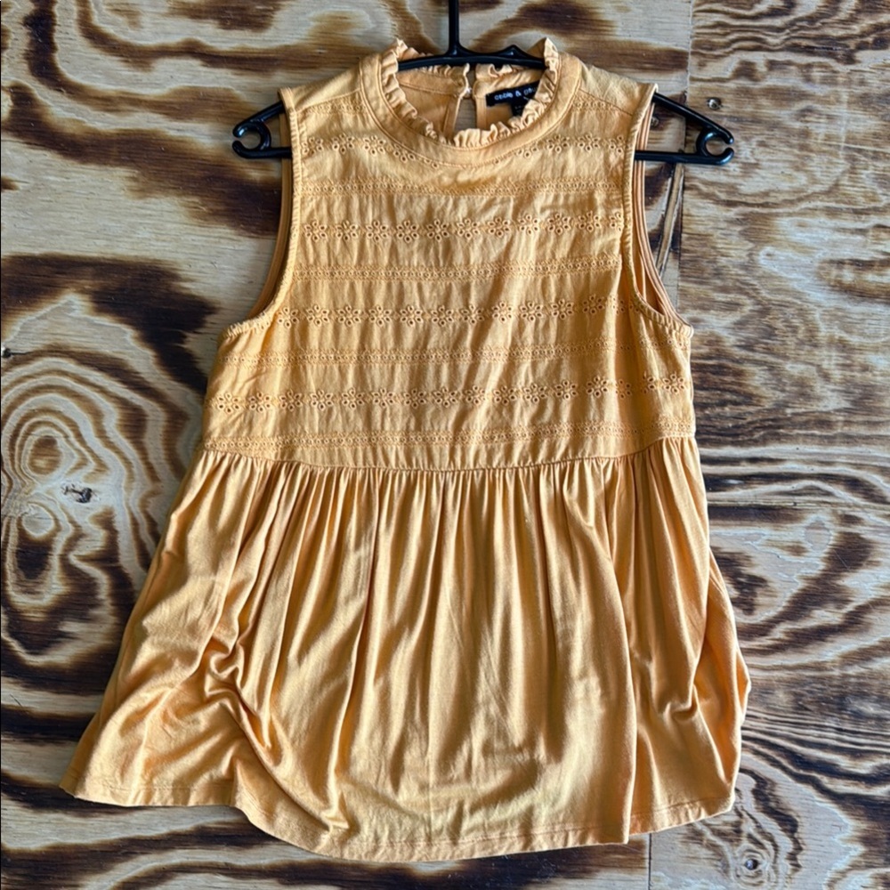 Cable & Gauge Yellow Sleeveless Blouse with Pleated Mandarin Collar‎